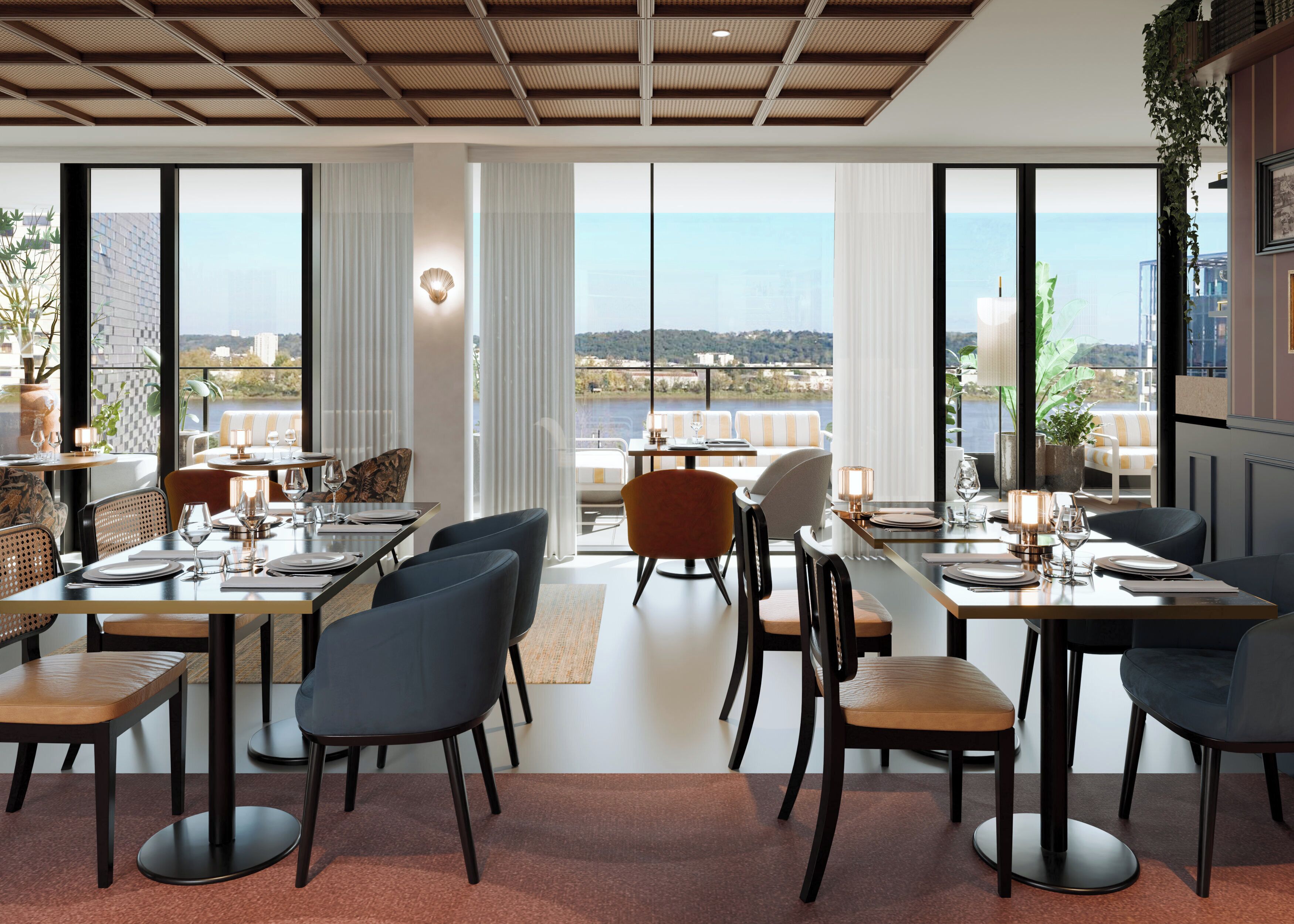 Daily continental breakfast (EUR 19 per person)