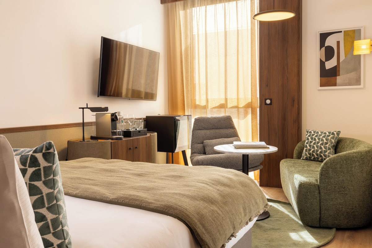 Chambre Double Supérieure | Wi-Fi gratuit, draps fournis