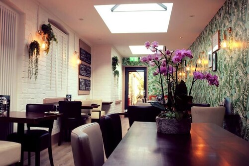 The Oyster Smack Inn