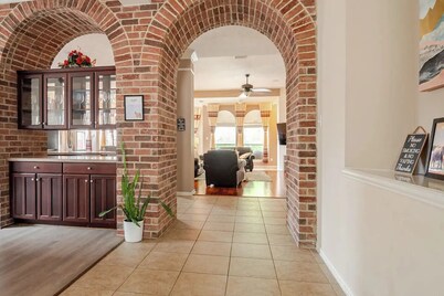 NEW! Luxurious Stay with Beautiful Pool + Backyard