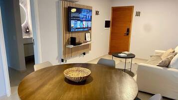 Apartemen Deluks | Tempat makan