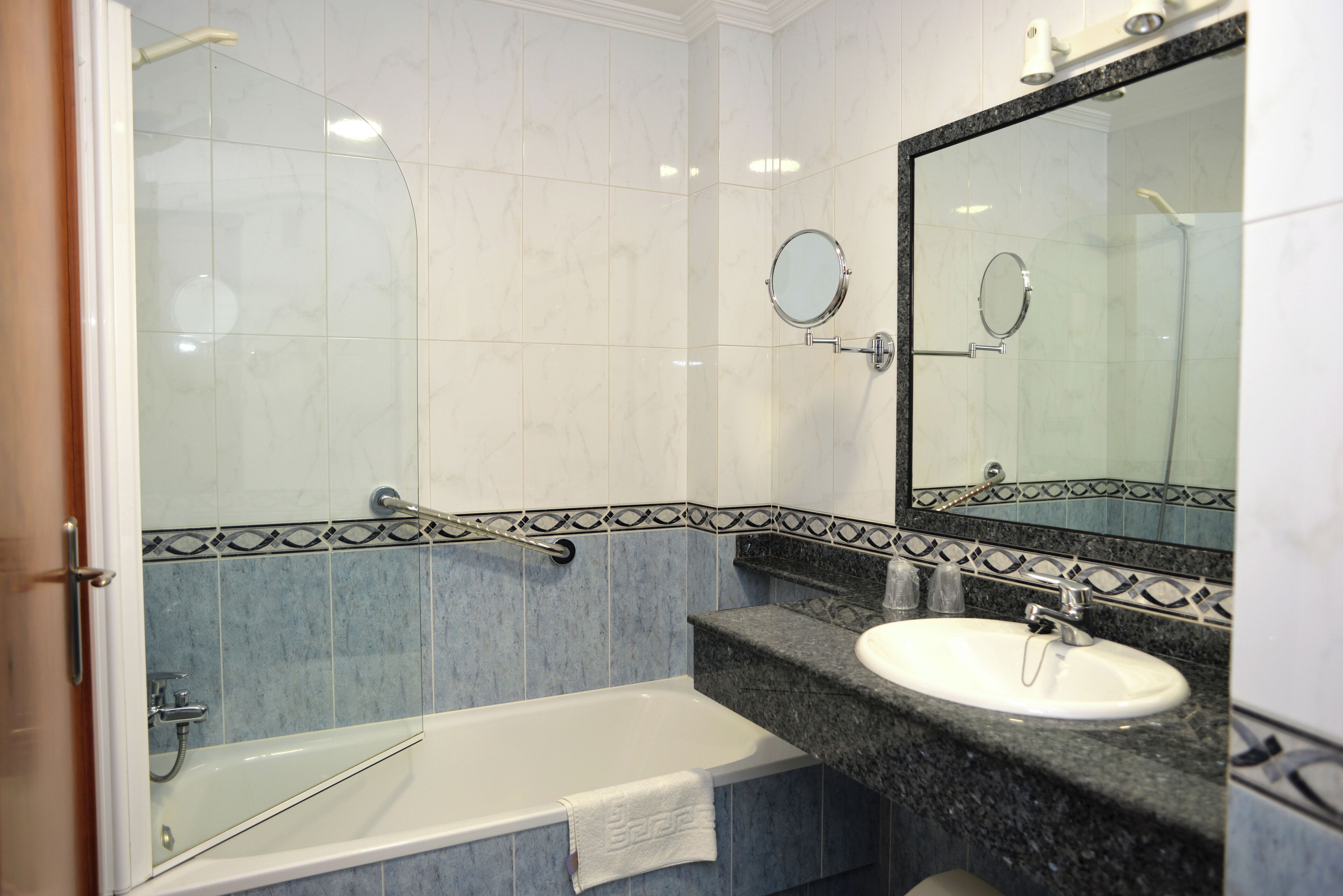 Photo - Hotel Portonovo