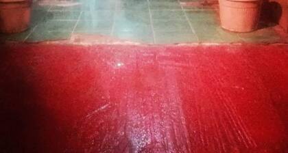 bedroom house with breakfas, wi fi, parking, feel like in your home