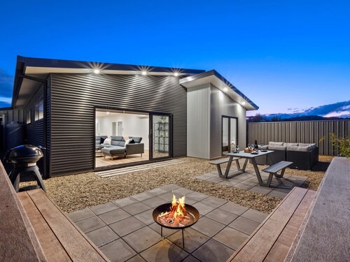 Westie | Jindabyne | Large and central