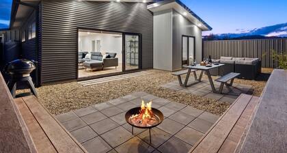 Westie | Jindabyne | Large and central