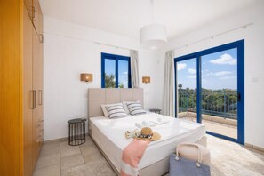 3 makuuhuonetta, silitysrauta/-lauta, Wi-Fi, vuodevaatteet