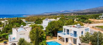 Villa Estia - Three Bedroom Villa, Sleeps 6