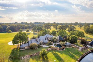Exterior - LUX Ranch on 2,600 acre playground! Swim Fish Hunt (Boswell)
