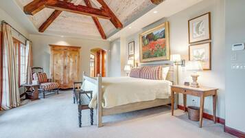 5 chambres, bureau, accès au Wi-Fi (inclus), literie fournie