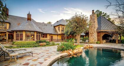 LUX Ranch on 1,700 acre playground! Swim Fish Hunt