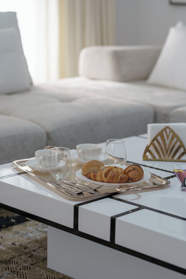 Interior - Voula Luxury Modern Living with Garden (Vari-Voula-Vouliagmeni)