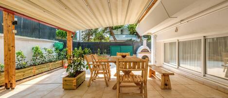 ลานระเบียง/นอกชาน