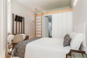1 dormitorio, tabla de planchar con plancha, wifi gratis y ropa de cama