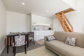 Smart TV - Homey Studio by PortoDreamStays (Porto)