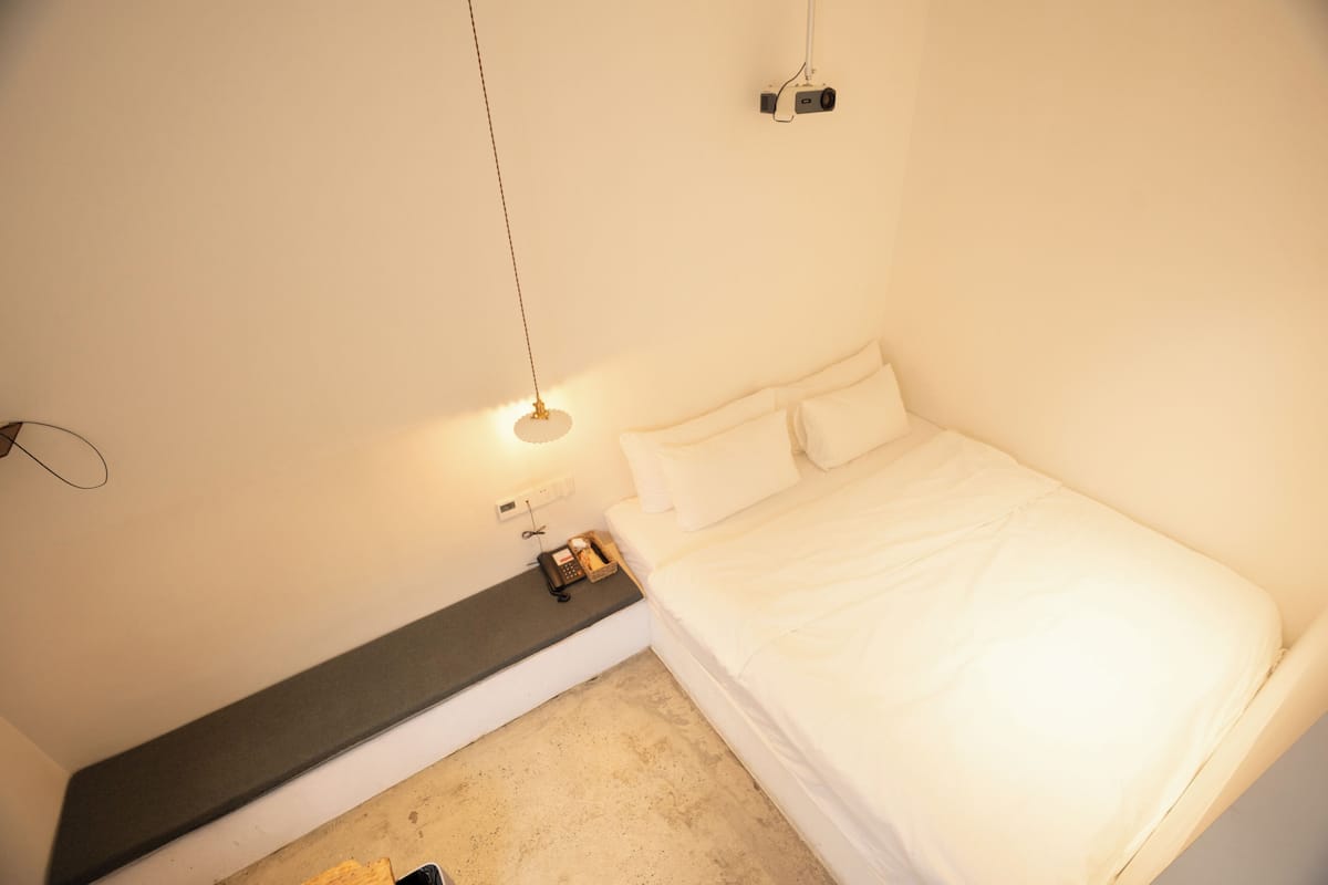 Basic Double Room, 1 King Bed, City View | Premium bedding, memory foam beds, soundproofing, free WiFi