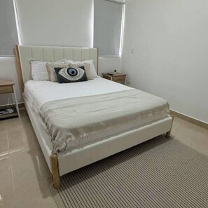 2 多间卧室、WiFi、床单