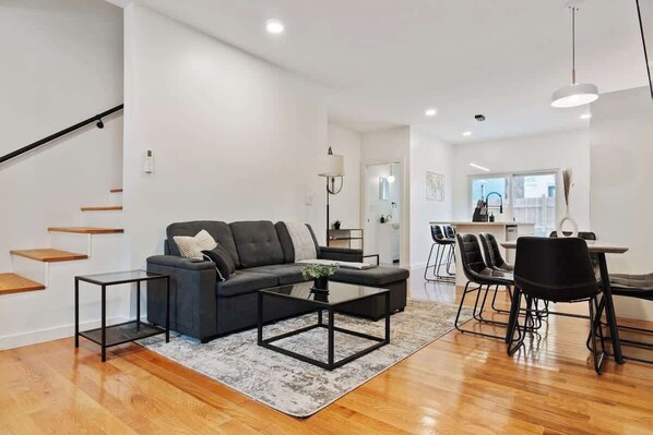 Unclassified image, 1 of 24, button