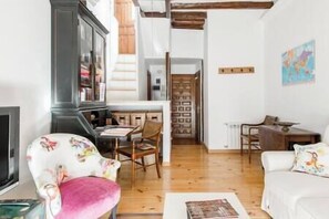 TV - MADRID. C135 VacaHome Management (Madrid)