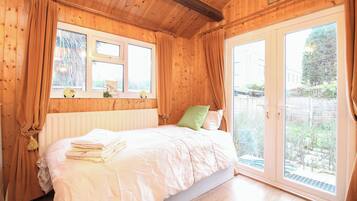 Standard Single Room | Free WiFi