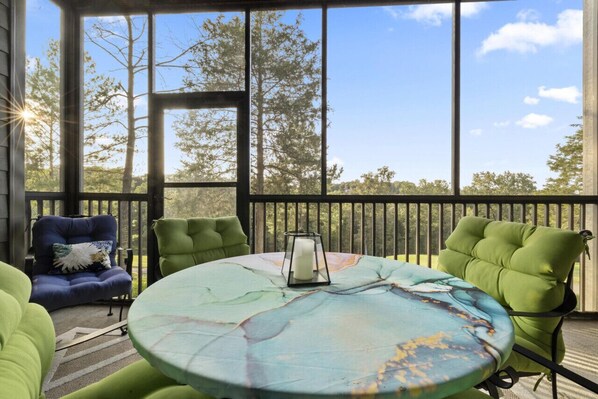 Interior - Stonebridge Condo with pickleball, golf, pools! (Branson West)