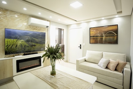 リビング エリア. Perfect apartment with Air Cond, WiFi and hydromassage