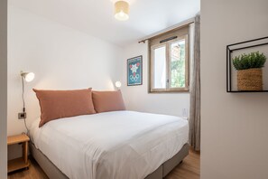 3 camere, ferro/asse da stiro, Wi-Fi gratuito, lenzuola