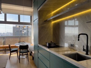 Fridge, microwave, stovetop, espresso maker - Ibira By You (São Paulo)