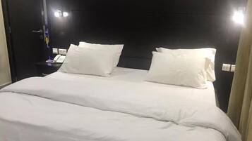 Comfort Room, Balcony, City View | Desk, laptop workspace, free WiFi