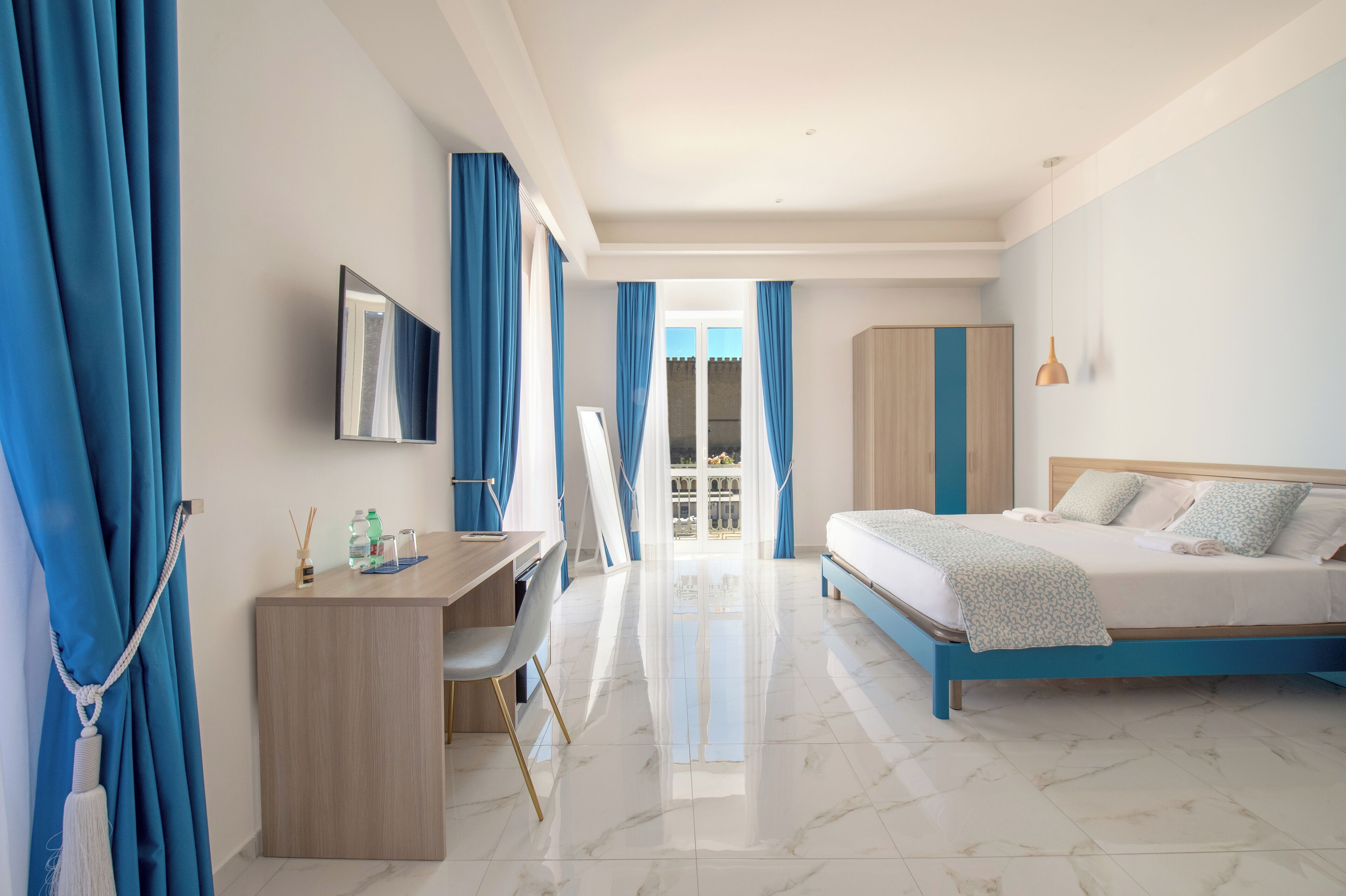 Photo - MAIN - Municipio