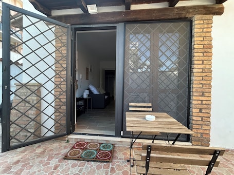 Apartment | Terrace/patio