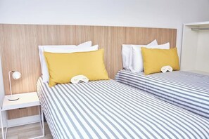 1 quarto, escrivaninha, ferros/tábuas de passar roupa, Wi-Fi