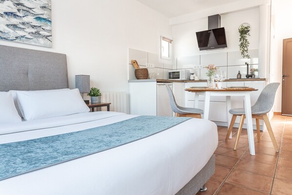 Strykejern/-brett, wi-fi (inkludert) og sengetøy