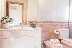 Shower, hair dryer - Casa Sunset (L'Escala)