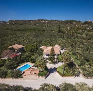 House | 6 bedrooms