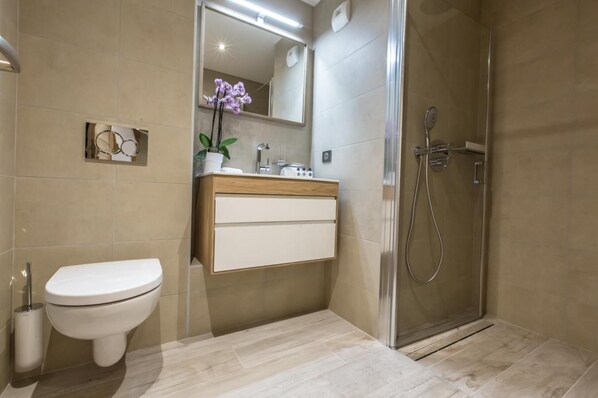 Shower, hair dryer