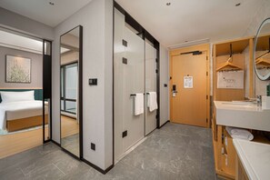 Premium-Zimmer, 2 Einzelbetten, Balkon | Badezimmer