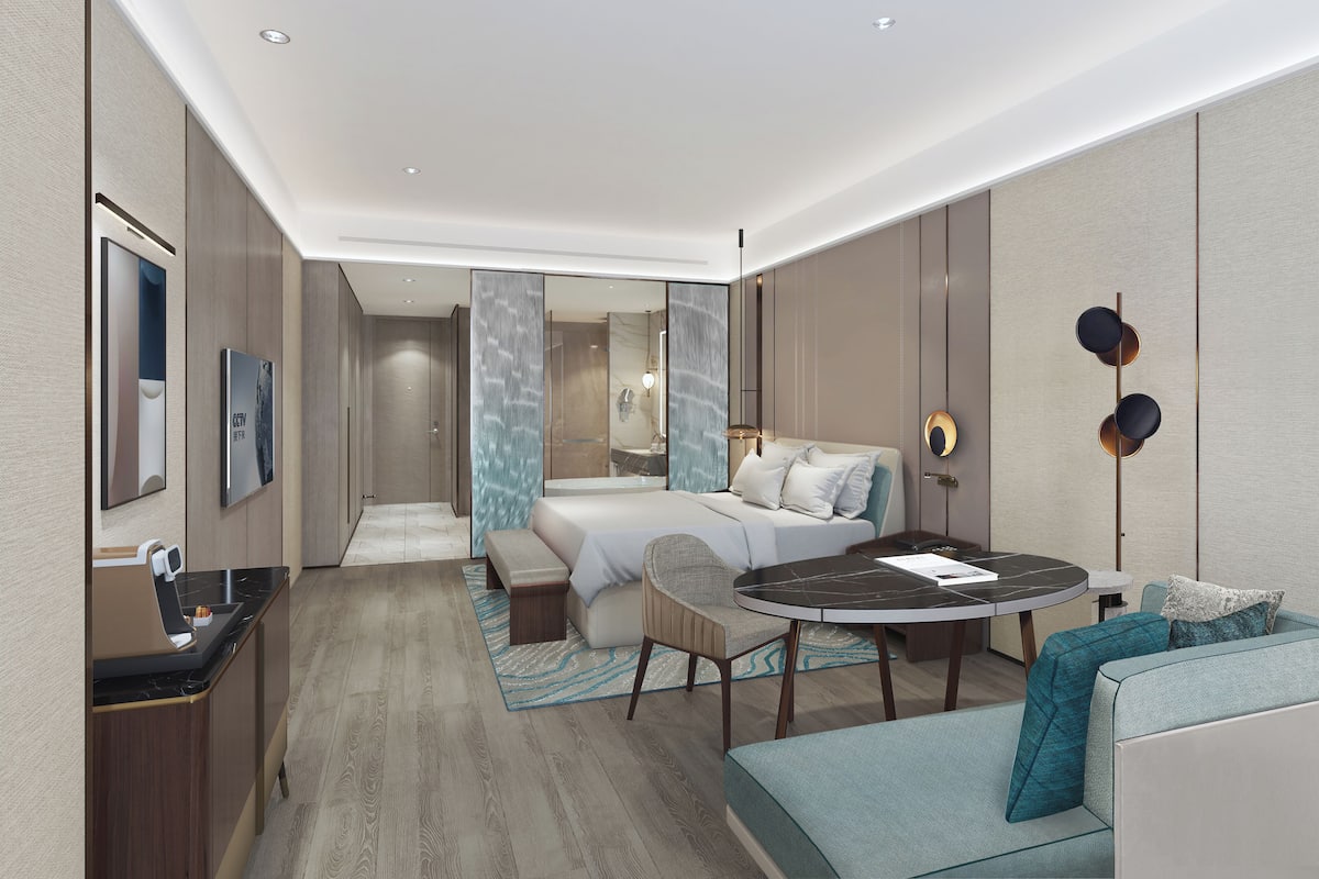King Ambassador Suite | Rúmföt af bestu gerð, míníbar, skrifborð, myrkratjöld/-gardínur