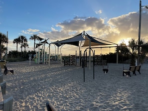 Children’s area - Seaside Therapy Beach Bungalow, Seaside Therapy - Wilbanks' Alliance Beach Rental (Horry County)