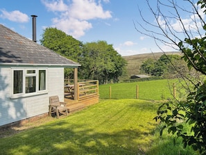 Terrace/patio - The ideal rural getaway to create lasting memories with your family. (Okehampton)