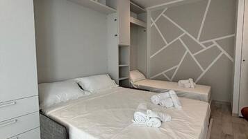 1 camera, Wi-Fi gratuito, lenzuola