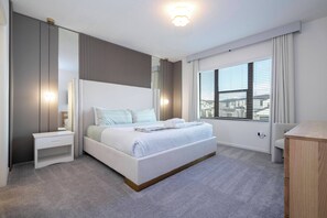 9 Schlafzimmer, Bügeleisen/Bügelbrett, WLAN, Bettwäsche