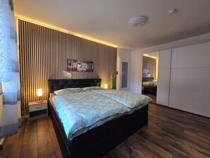 2 sovrum, strykjärn/strykbräda, resesäng och gratis wi-fi