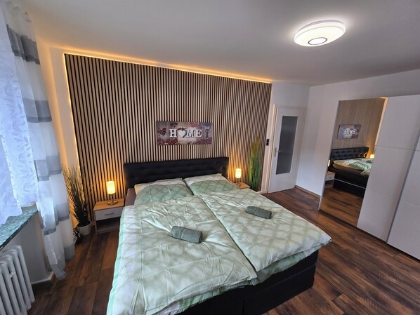 2 Schlafzimmer, Bügeleisen/Bügelbrett, Reisekinderbett, kostenloses WLAN