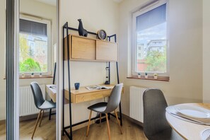1 bedroom, iron/ironing board, free WiFi