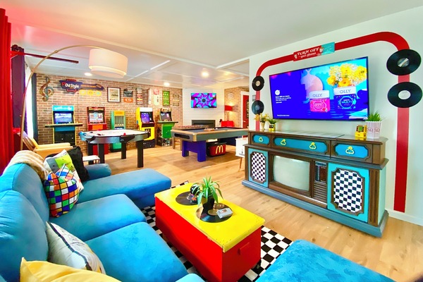 Smart TV, videojuegos, futbolito y libros