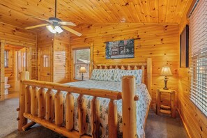 4 Schlafzimmer, Schreibtisch, Bügeleisen/Bügelbrett, kostenloses WLAN