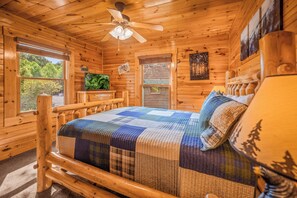 4 bedrooms, desk, iron/ironing board, free WiFi