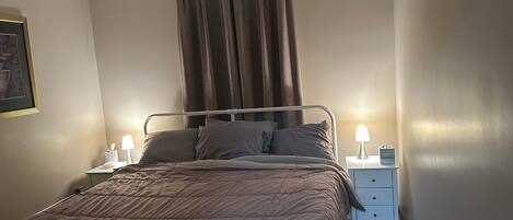 3 bedrooms, bed sheets