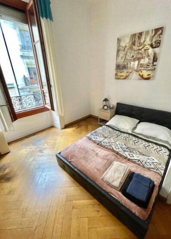 1 sovrum, strykjärn/strykbräda, wi-fi och sängkläder