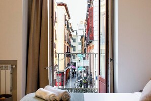 1 bedroom, WiFi, bed sheets - Luxury Apartment in the Heart of Madrid (Madrid)